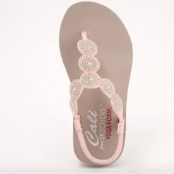 Stylish Pink Beaded Sandals - Picture 3 of 8